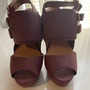 Heels purple